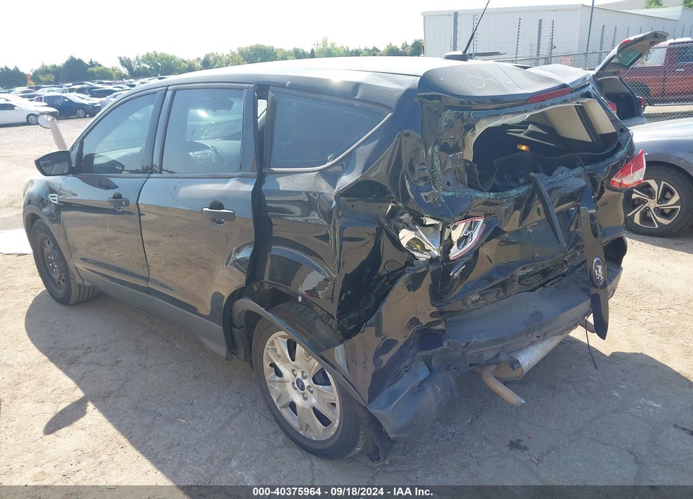 2016 FORD ESCAPE S VIN: 1FMCU0F74GUC10413