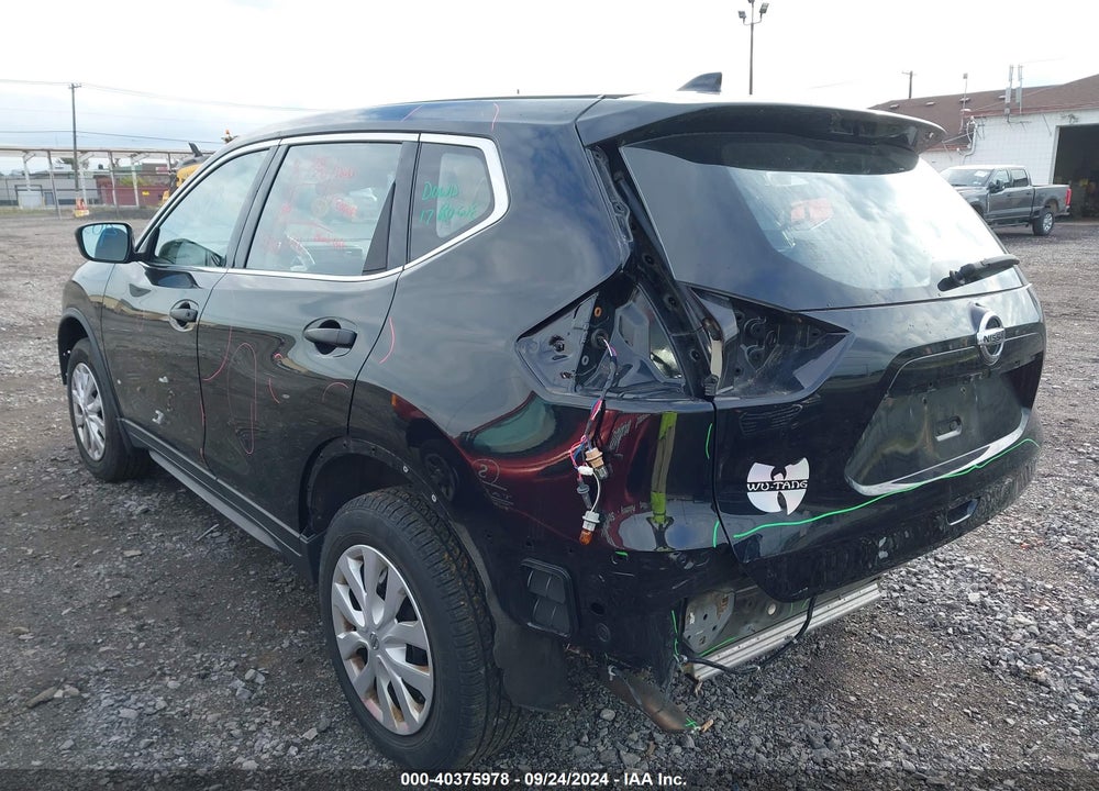 2017 NISSAN ROGUE S VIN: JN8AT2MV4HW261884