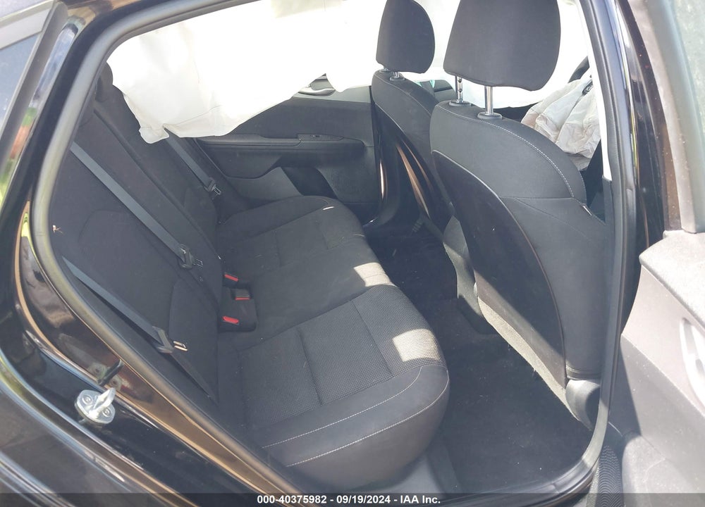 2019 KIA FORTE LXS VIN: 3KPF24AD6KE065667