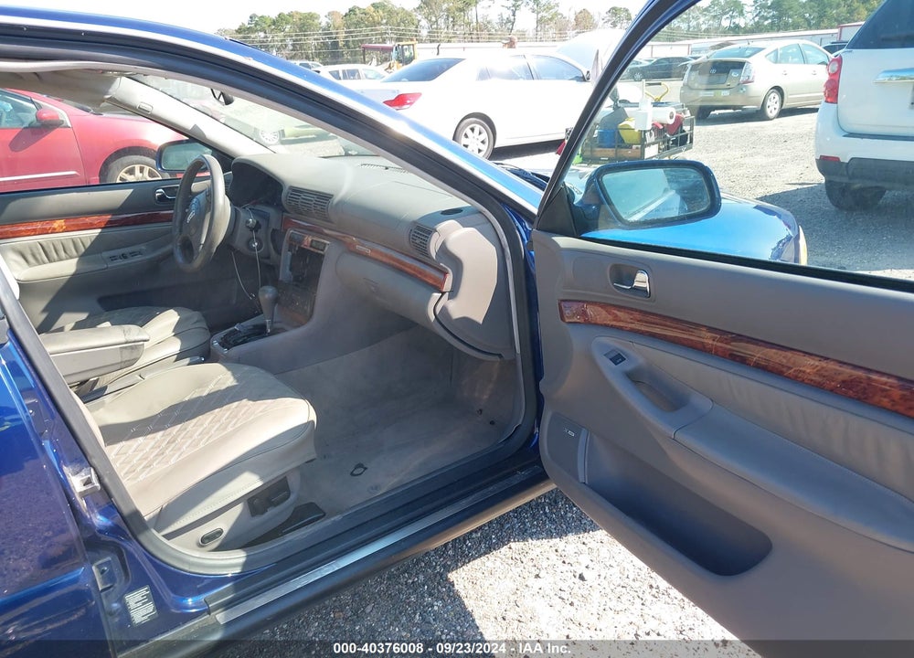 2001 AUDI A4 2.8 VIN: WAUDH68DX1A092778