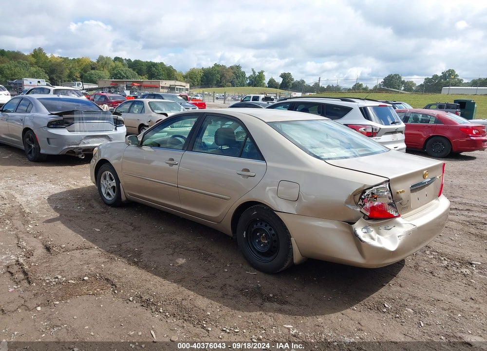 2002 TOYOTA CAMRY LE VIN: 4T1BE32KX2U620565