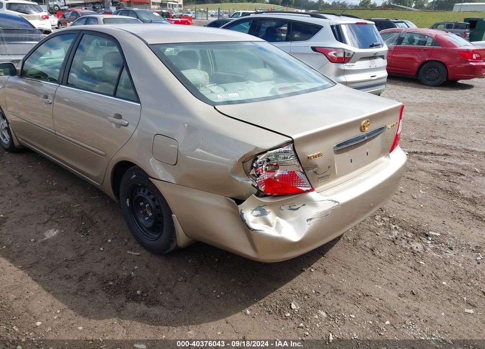 2002 TOYOTA CAMRY LE VIN: 4T1BE32KX2U620565