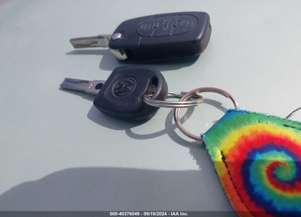 1999 VOLKSWAGEN NEW BEETLE GLS VIN: 3VWCA21C2XM428753
