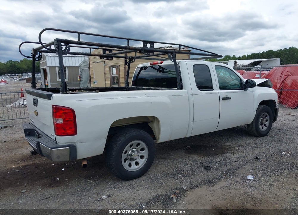 2013 CHEVROLET SILVERADO 1500 WORK TRUCK VIN: 1GCRCPEA6DZ109511