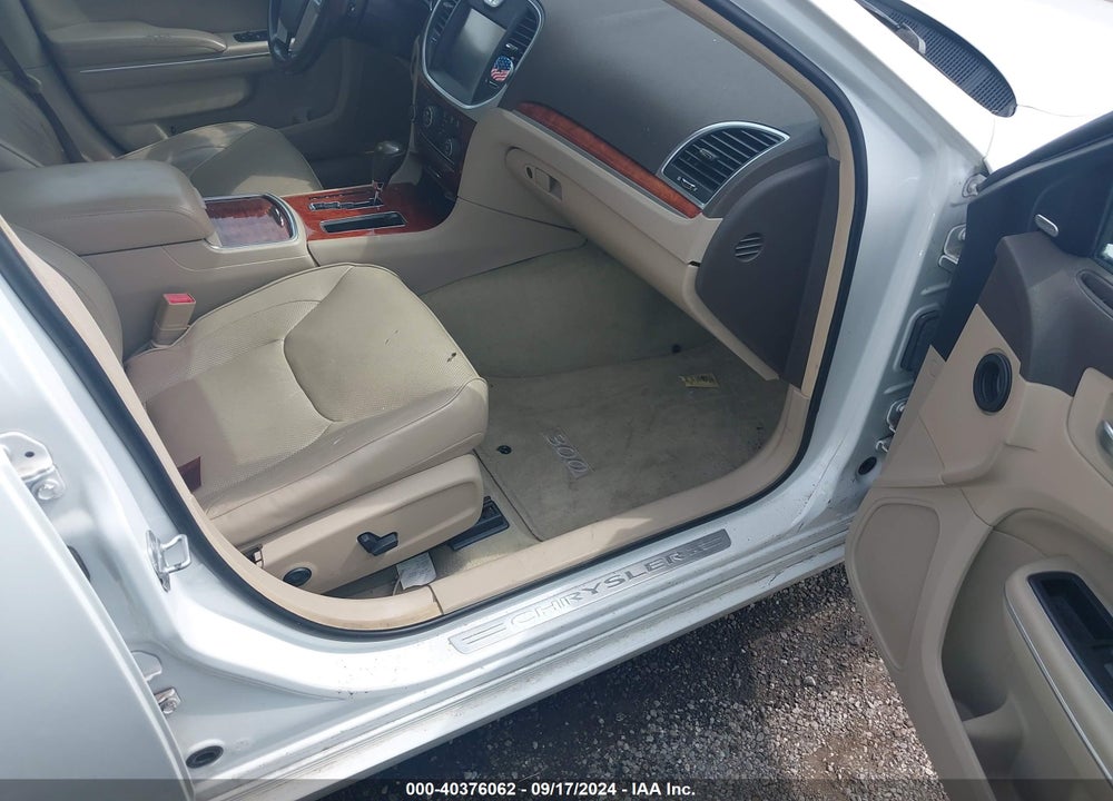 2011 CHRYSLER 300C VIN: 2C3CA6CT7BH595337