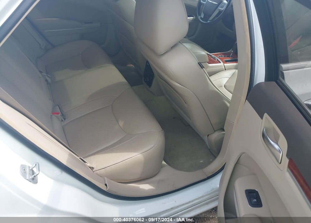 2011 CHRYSLER 300C VIN: 2C3CA6CT7BH595337