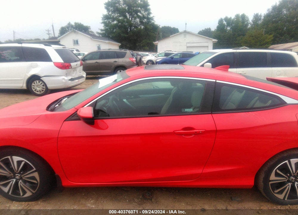 2018 HONDA CIVIC EX-T VIN: 2HGFC3B32JH355695