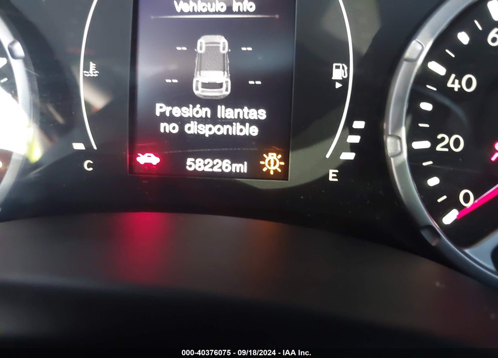 2017 JEEP RENEGADE LATITUDE 4X4 VIN: ZACCJBBB2HPE49657