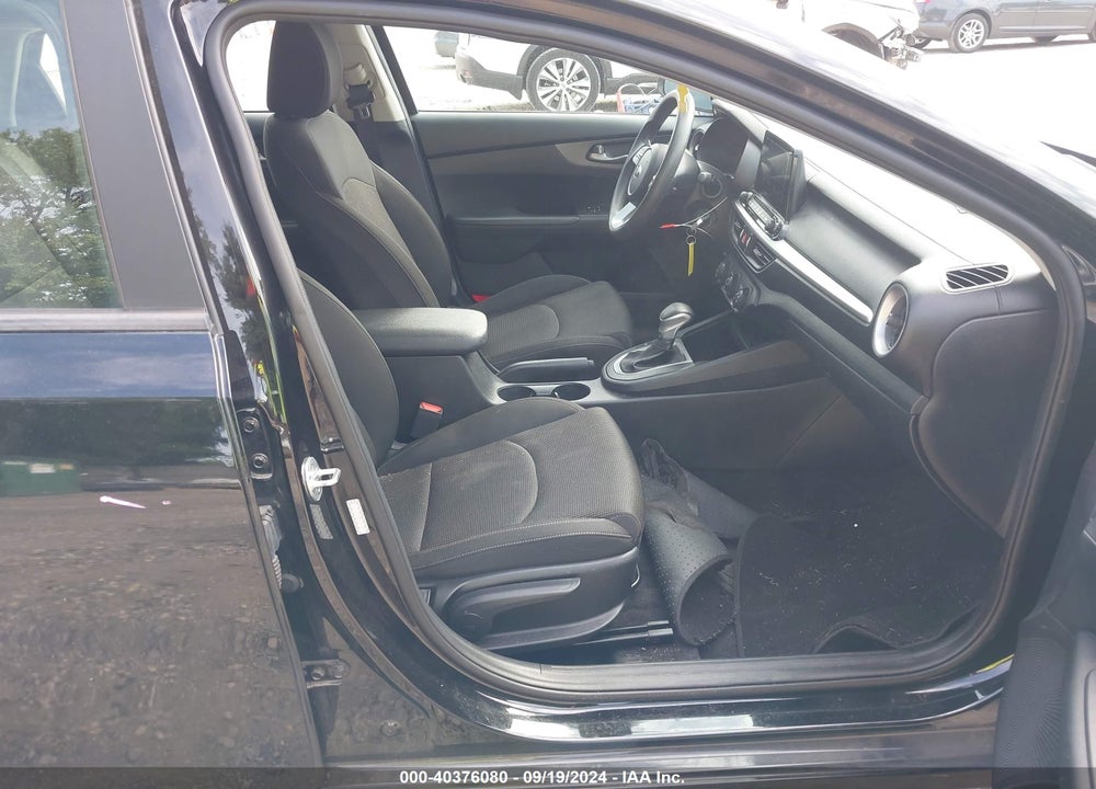 2021 KIA FORTE LXS VIN: 3KPF24AD8ME266876