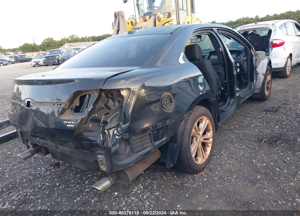 2015 FORD TAURUS SEL VIN: 1FAHP2H82FG145955