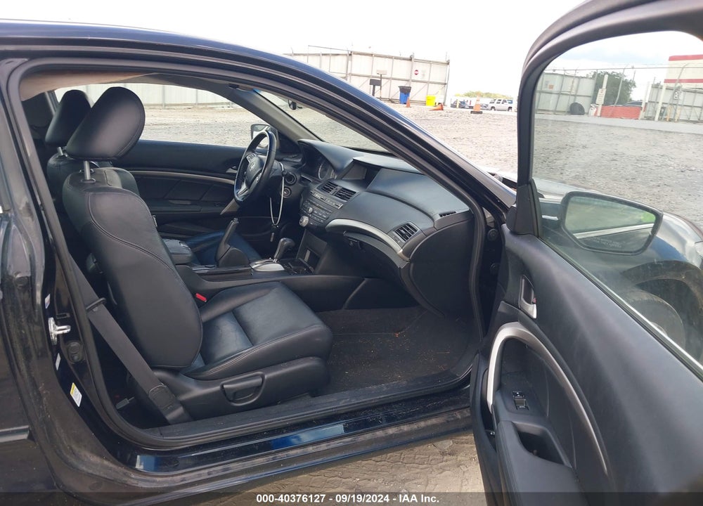 2010 HONDA ACCORD 2.4 EX-L VIN: 1HGCS1B89AA015156