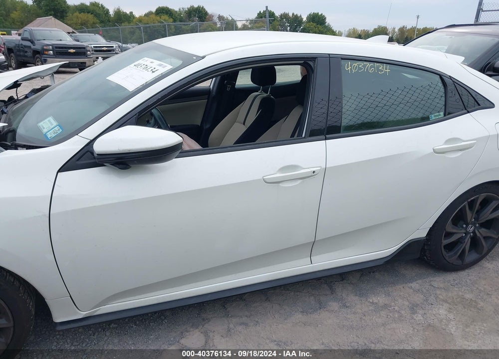 2018 HONDA CIVIC SPORT VIN: SHHFK7H45JU417314