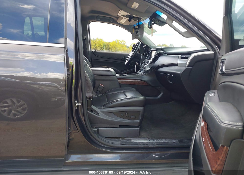 2015 GMC YUKON SLT VIN: 1GKS2BKC2FR146981