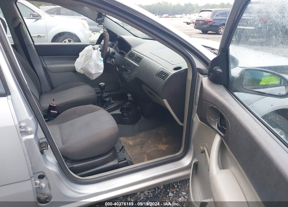 2007 FORD FOCUS S/SE/SES VIN: 1FAFP34N57W298247