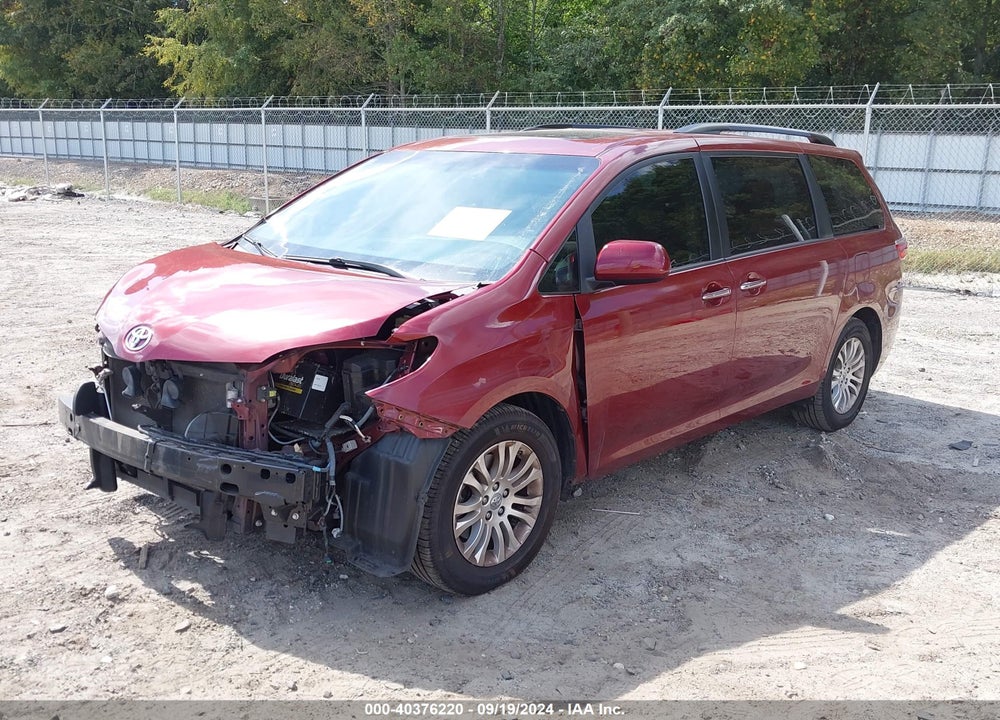 2016 TOYOTA SIENNA XLE 8 PASSENGER VIN: 5TDYK3DC9GS727714