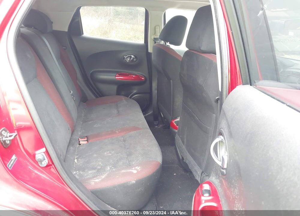 2011 NISSAN JUKE SV VIN: JN8AF5MRXBT012705
