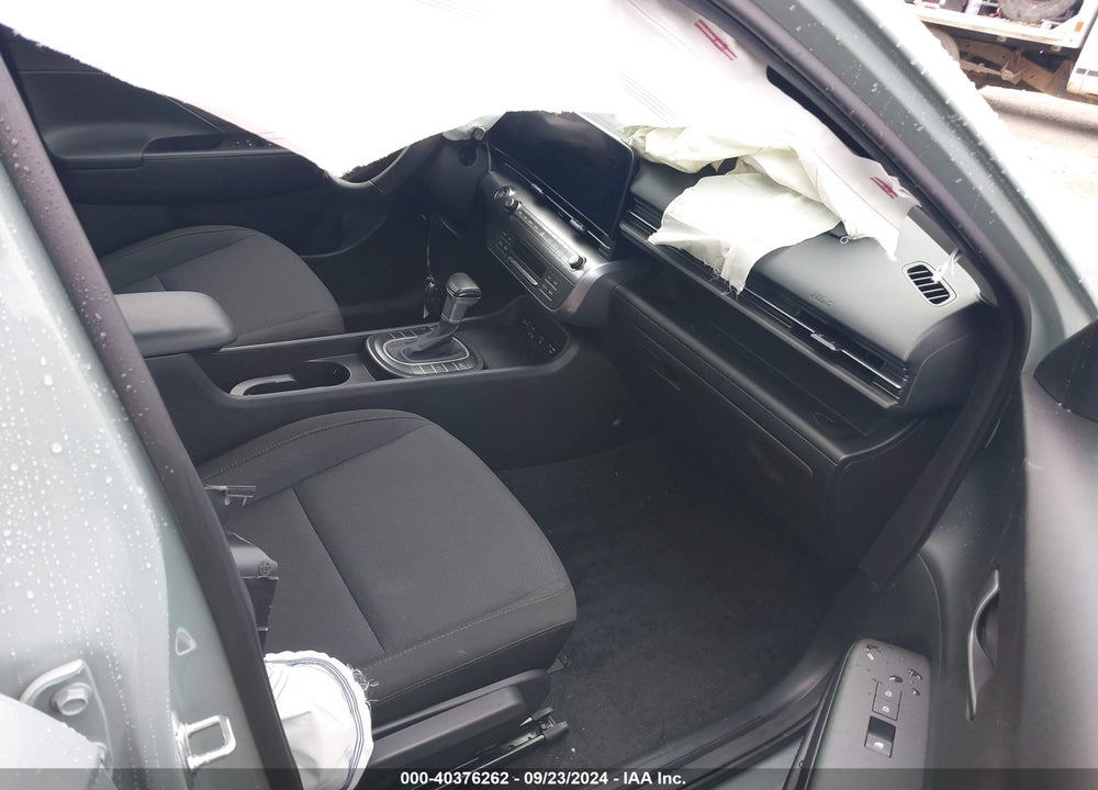 2024 HYUNDAI KONA SEL VIN: KM8HB3AB9RU064893