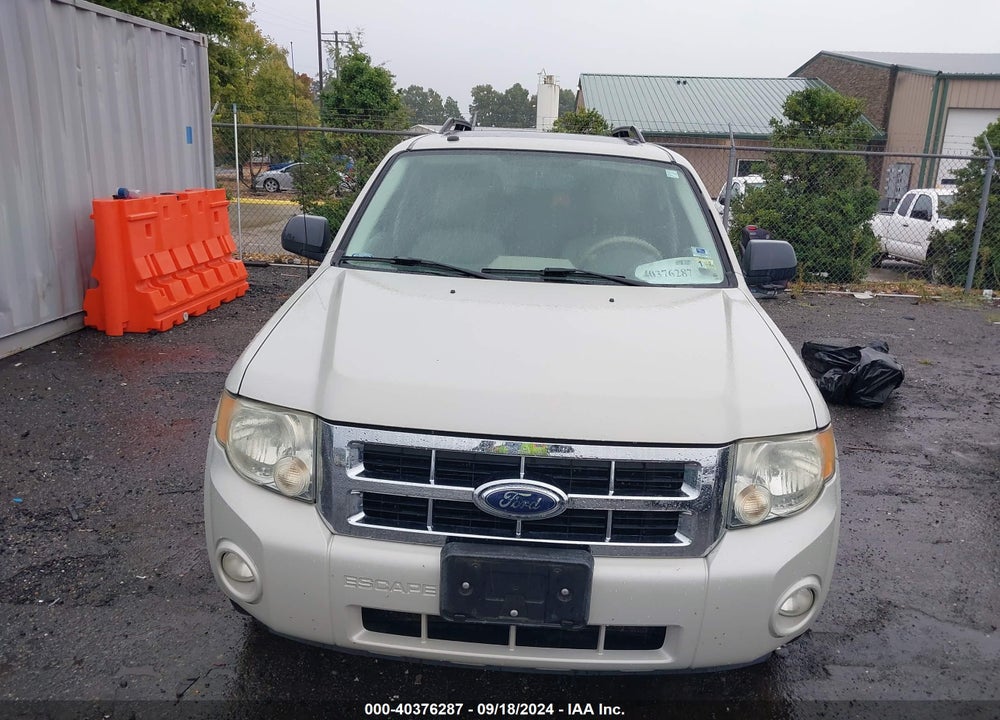 2008 FORD ESCAPE XLT VIN: 1FMCU031X8KE30877