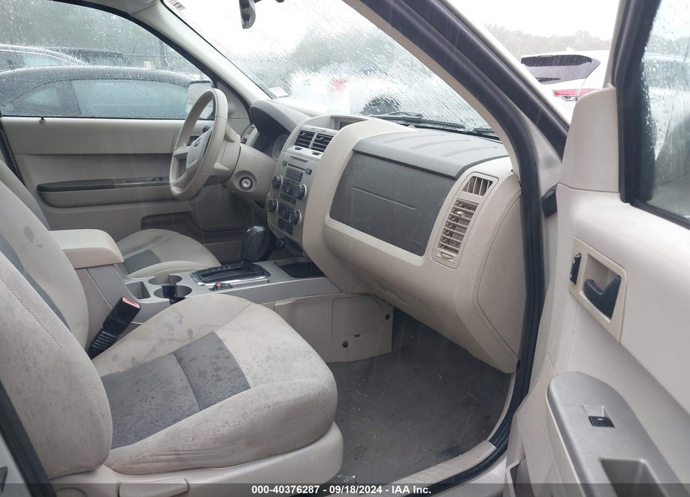 2008 FORD ESCAPE XLT VIN: 1FMCU031X8KE30877