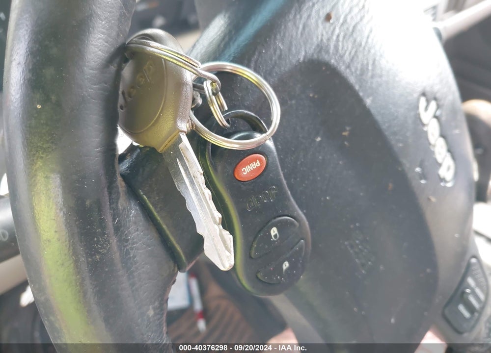 2002 JEEP GRAND CHEROKEE SPORT VIN: 1J8GW38S82C159797