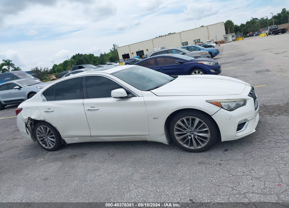 2018 INFINITI Q50 3.0T LUXE VIN: JN1EV7AP8JM359167