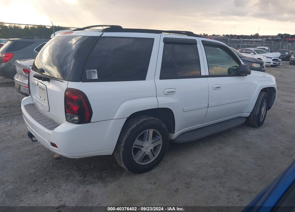 2007 CHEVROLET TRAILBLAZER LT VIN: 1GNDS13SX72161086