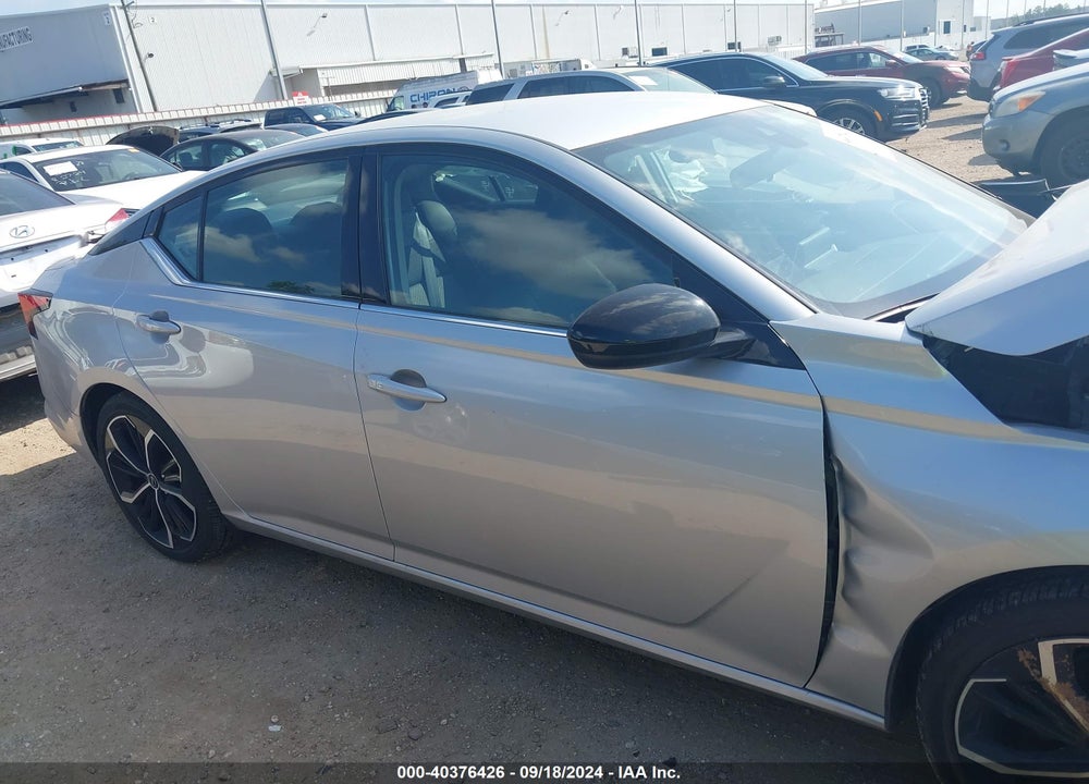2023 NISSAN ALTIMA SR FWD VIN: 1N4BL4CV6PN382679