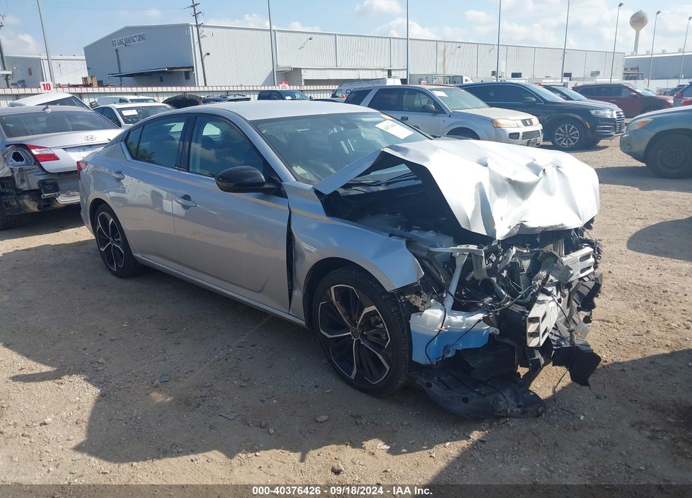 2023 NISSAN ALTIMA SR FWD VIN: 1N4BL4CV6PN382679