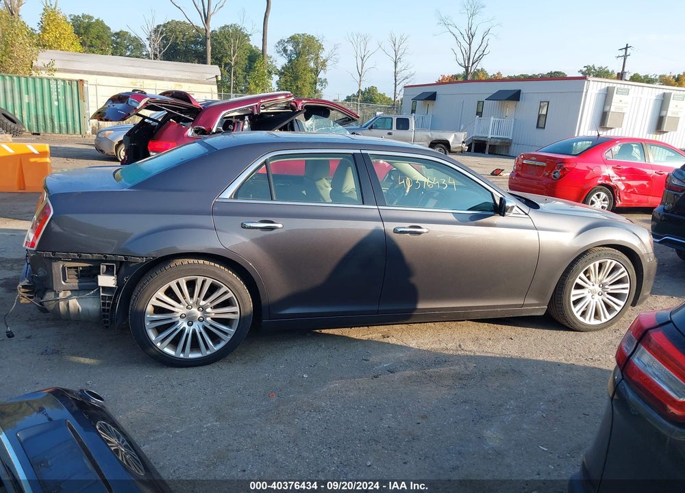 2014 CHRYSLER 300C VIN: 2C3CCAET4EH336920