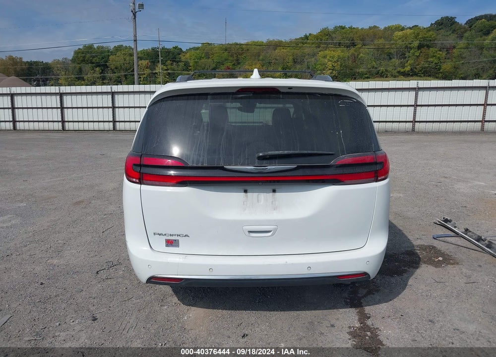 2021 CHRYSLER PACIFICA TOURING L VIN: 2C4RC1BG9MR531305