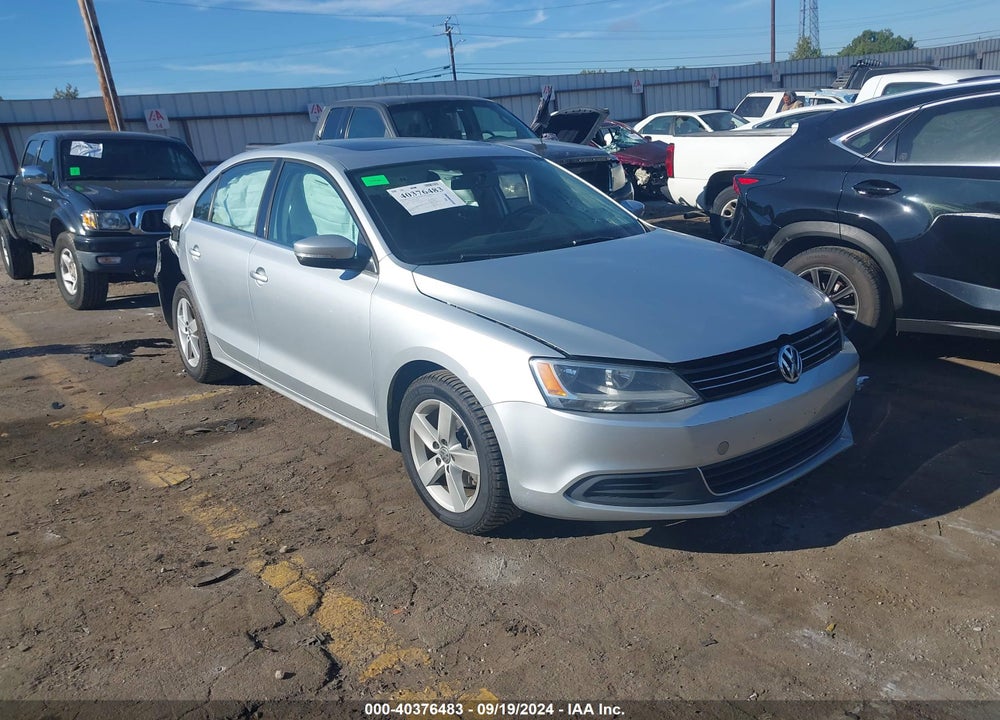 2014 VOLKSWAGEN JETTA 2.0L TDI VIN: 3VWLL7AJ1EM383548