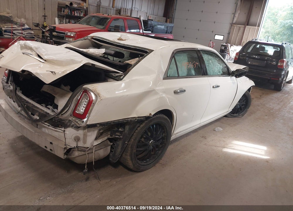 2018 CHRYSLER 300 LIMITED AWD VIN: 2C3CCAKGXJH194378