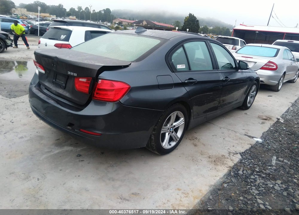 2013 BMW 328I VIN: WBA3A5G53DNP25199