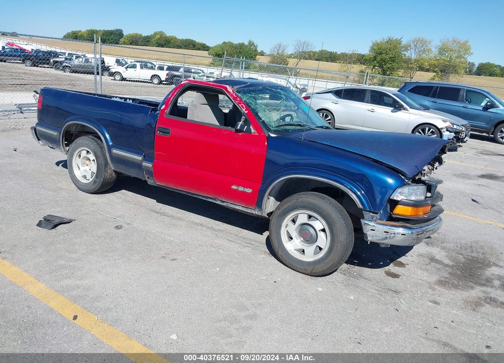 1999 CHEVROLET S-10 LS VIN: 1GCCS1443XK225909