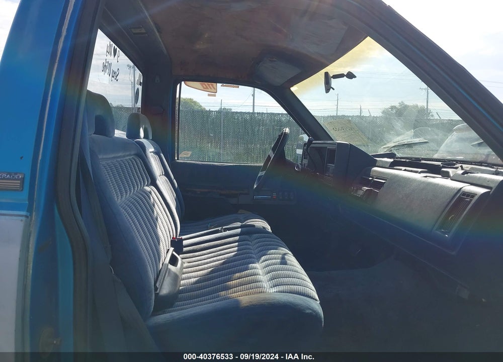 1992 CHEVROLET GMT-400 C1500 VIN: 1GCEC14K8NZ177624