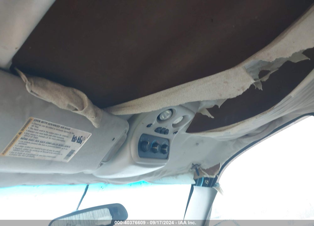 2003 CHEVROLET TAHOE LS VIN: 1GNEK13Z23J179535