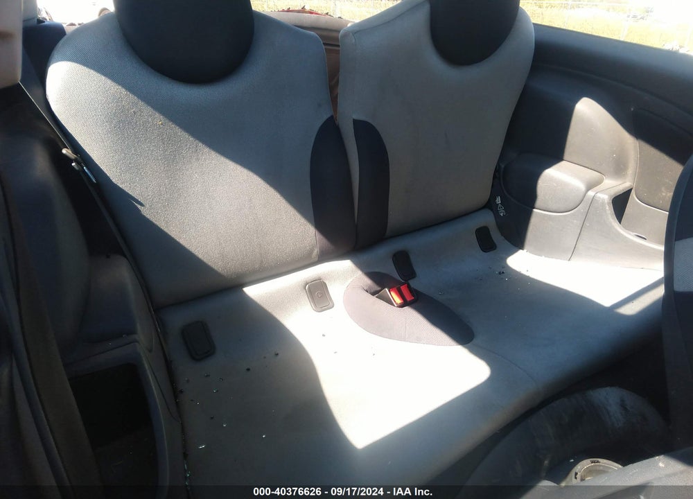 2005 MINI COOPER VIN: WMWRC33495TJ64428
