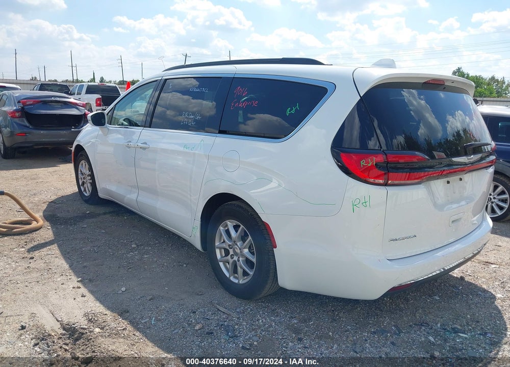 2022 CHRYSLER PACIFICA TOURING L VIN: 2C4RC1BGXNR215395
