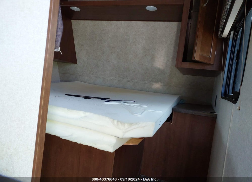 2017 JAYCO JAY FLIGHT 287BHSW VIN: 1UJBJ0BR7H17X0946