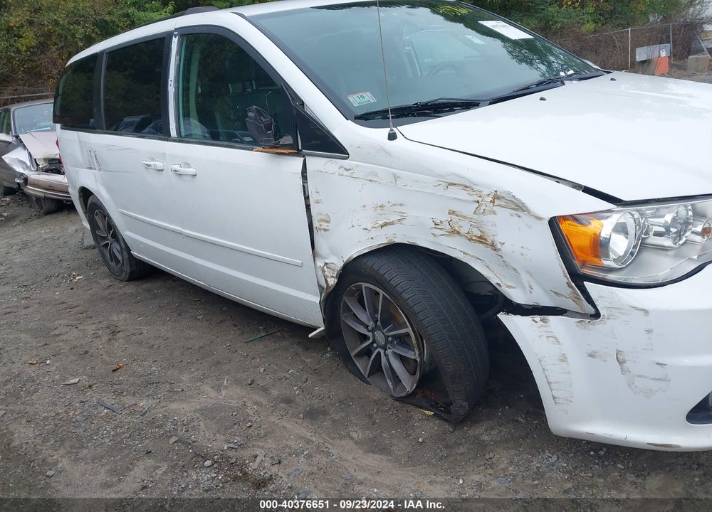 2017 DODGE GRAND CARAVAN SXT VIN: 2C4RDGCG2HR666551