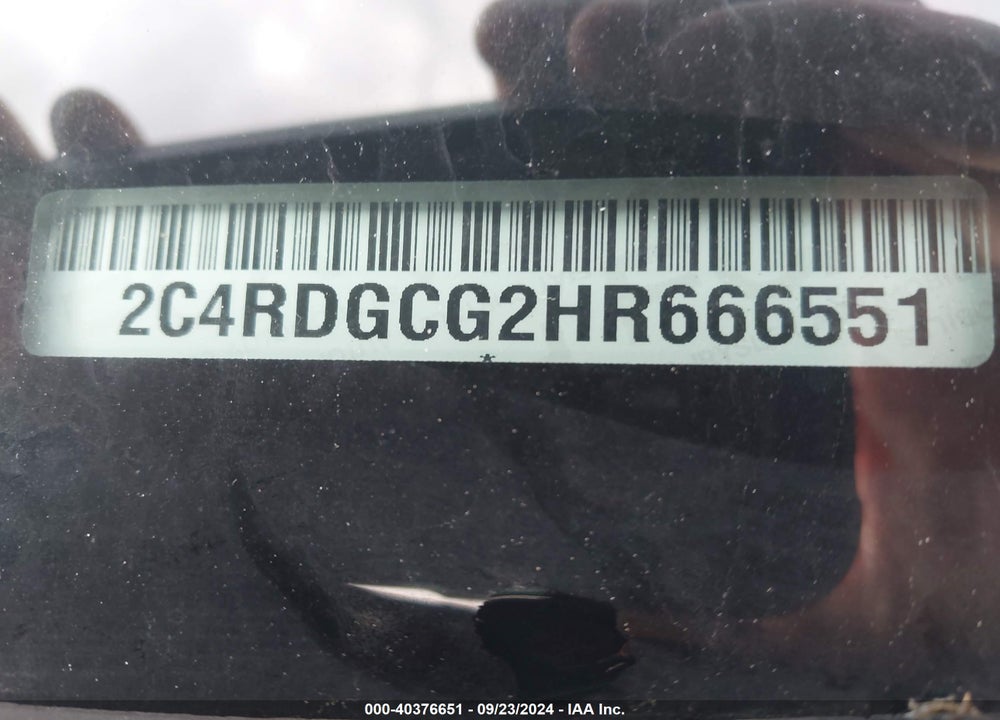 2017 DODGE GRAND CARAVAN SXT VIN: 2C4RDGCG2HR666551