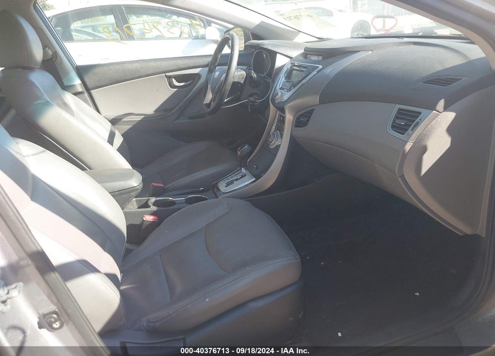 2011 HYUNDAI ELANTRA LIMITED (ULSAN PLANT) VIN: KMHDH4AE2BU081683