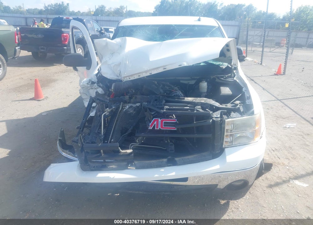 2010 GMC SIERRA 1500 SLE VIN: 1GTSKVE31AZ139277