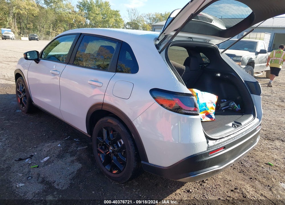 2024 HONDA HR-V 2WD SPORT/2WD SPORT W/O BSI VIN: 3CZRZ1H5XRM749878