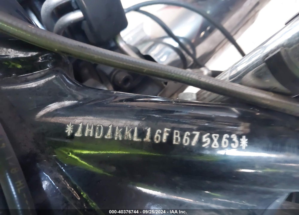 2015 HARLEY-DAVIDSON FLHTKL ULTRA LIMITED LOW VIN: 1HD1KKL16FB675863