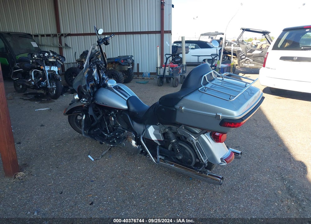 2015 HARLEY-DAVIDSON FLHTKL ULTRA LIMITED LOW VIN: 1HD1KKL16FB675863