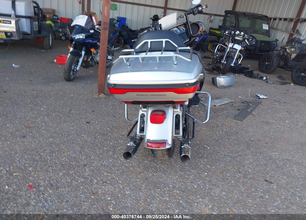 2015 HARLEY-DAVIDSON FLHTKL ULTRA LIMITED LOW VIN: 1HD1KKL16FB675863