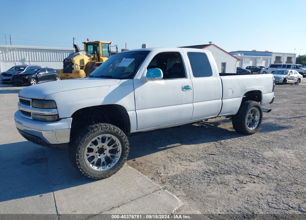 2002 CHEVROLET SILVERADO 1500 LT VIN: 1GCEK19T22E223858