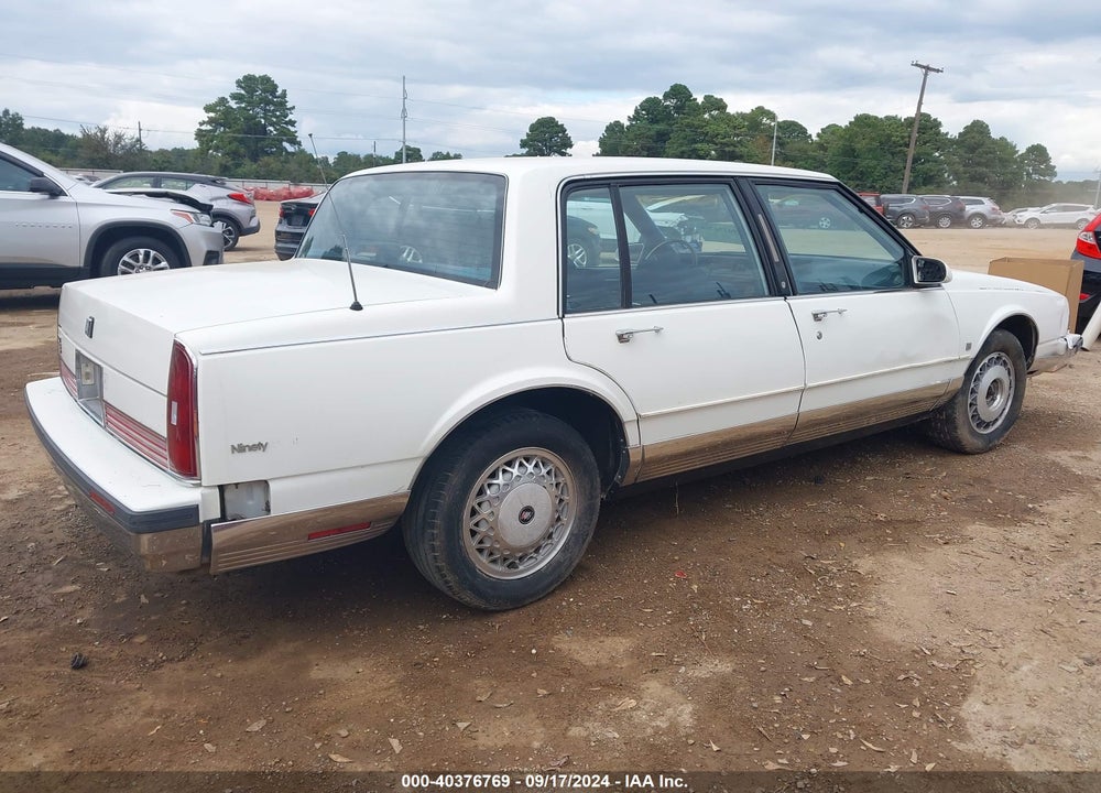 1989 OLDSMOBILE 98 REGENCY BROUGHAM VIN: 1G3CW54C7K1336982