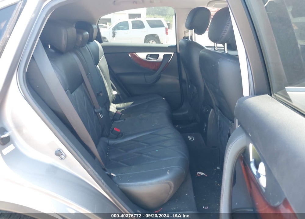 2009 INFINITI FX35 VIN: JNRAS18U99M104729